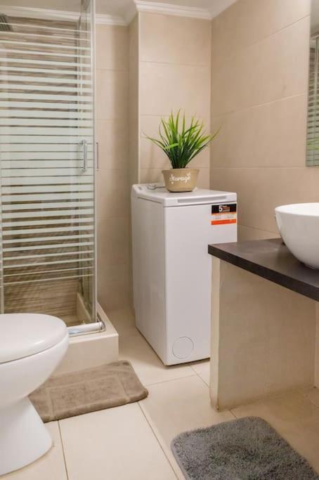 Cozy Airbnb Room In Atenas Exterior foto